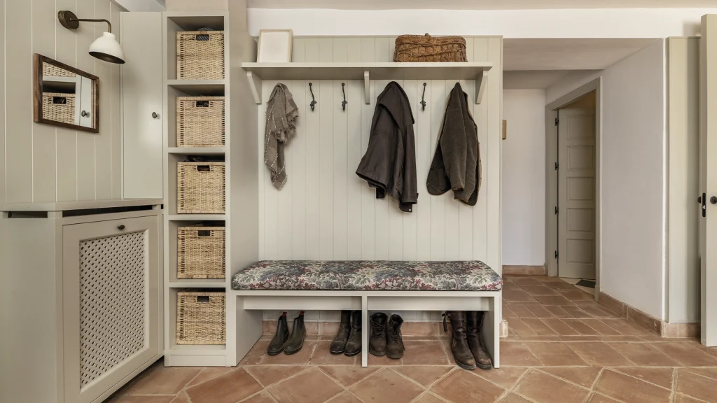 rustykalny przedpokój